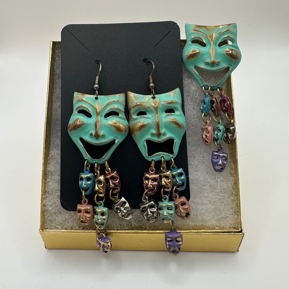 Jewelry - Drama Mask Dangle Earrings and Pin Set - Copper-tone Tragedy and Comedy Mask 🎭